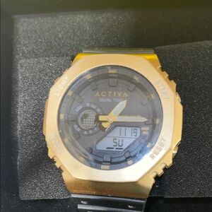 Ativa Gold and Black Smartwatch